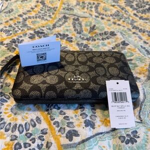 Coach Double Zip Wallet- Wristlet NWT Gunmetal/Silver